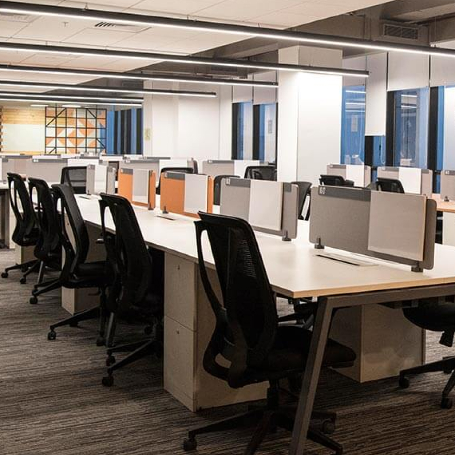 Premium IT Office Furniture Buyer in Chennai